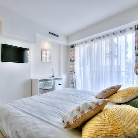 Ref 1147 - Center - For Rent Apartment