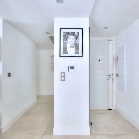 Ref 1147 - Center - For Rent Apartment *